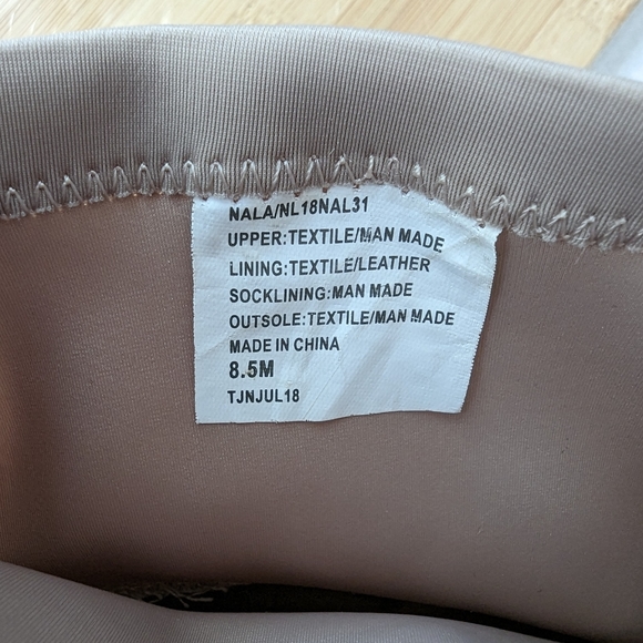 NANETTE LEPORE Nana woman mid-calf boots, beige, size 8.5. - Picture 5 of 9